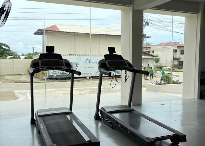 Appart hôtel Chic With Gym And Pool Access Île de Mactan